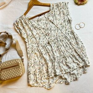 American Eagle Outfitters Floral Cream Blouse